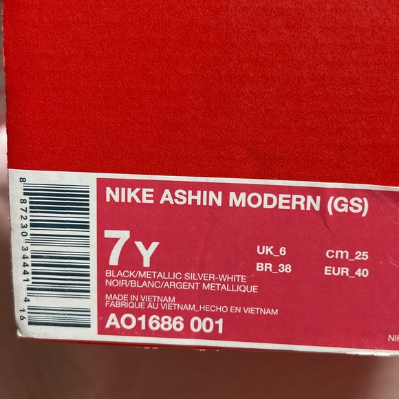 33: Nike: Ashin Modern (Black / Metallic Silver White) Size: 7Y - Picture 7 of 7